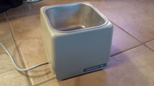 Branson Cleaning Equipment Co. B 12 Ultrasonic Cleaner