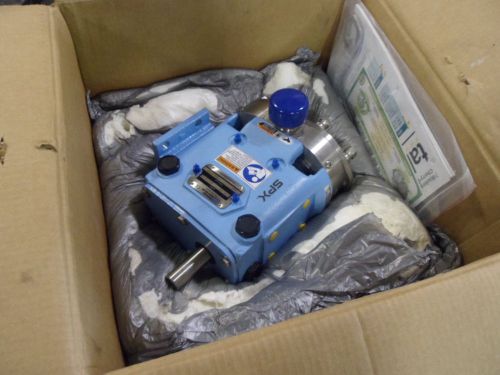 SPX WAUKESHA CHERRY- BURRELL 015U1 STAINLESS ROTARY POSITIVE DISPLACEMENT PUMP