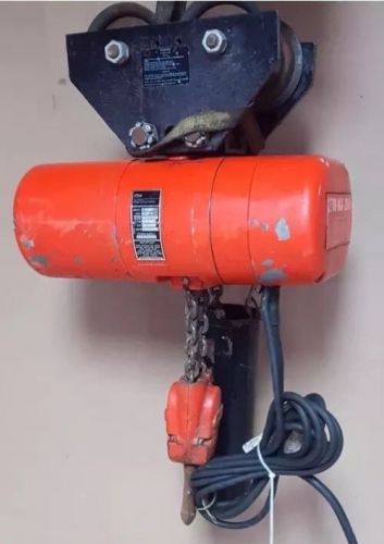 Columbus mckinnon cm lodestar 2 ton electric chain hoist (model: r, 8 fpm) for sale