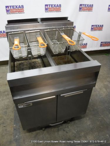 2012 Dean Frymaster Gas Double Deep Fryer with Filtration System SCFSM240GN