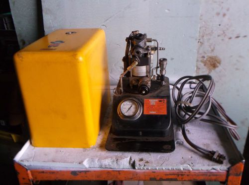 The DEUTSCH Company  Model D12025 PUMP  Rev B