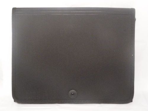 Globe-Weis/Pendaflex 7-Pocket Poly Padfolio with Notepad, Elastic Closure, 9.5 x