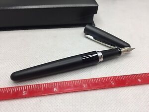 Pilot Metropolitan Collection Fountain Pen, Black Barrel, Medium Nib