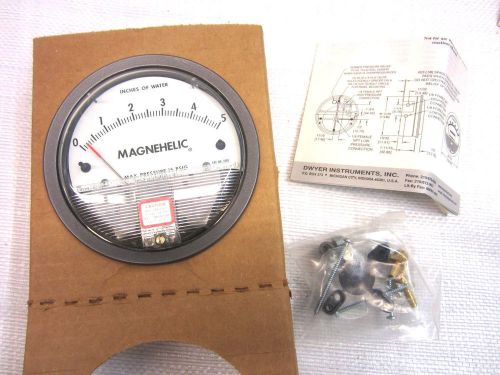 DWYER 2005 MAGNEHELIC PRESSURE GAGE – NOS