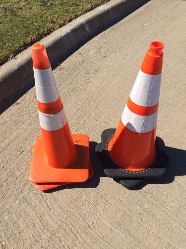 4 Lot Traffic Cones 28&#034; Tall 24&#034; Tall