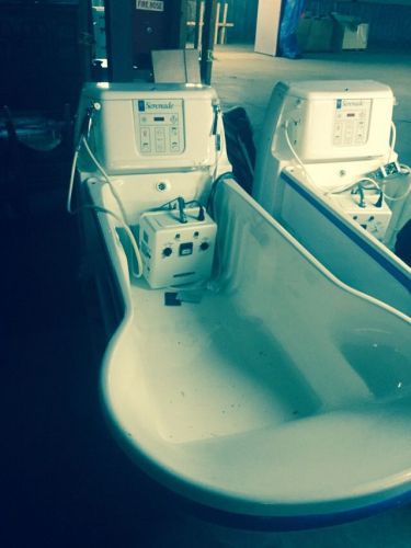 Arjo Serenade Hydrosound Therapuetic Tub