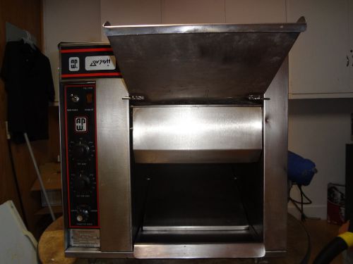 APW conveyor toaster, M# BT15E, Tested, great shape