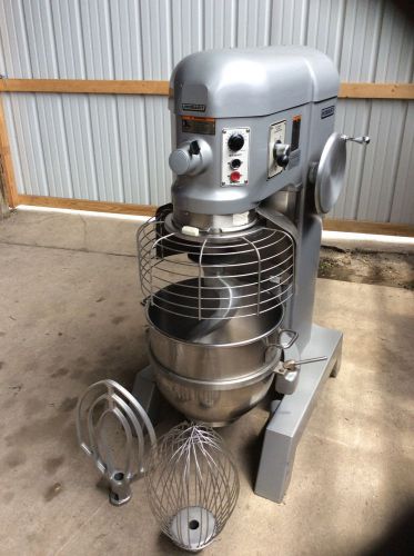 Hobart 60 qt mixer w/ bowl guard includes bowl, beater, whip, hook 200v-230v 3ph for sale