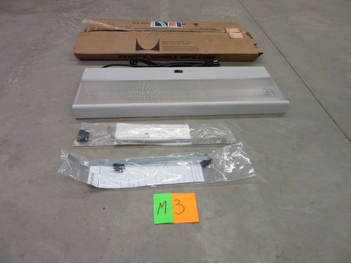 HERMAN MILLER FLUORESCENT LIGHT UNDER THE CABINET OFFICE 24&#034; BULB 27&#034; CASE NEW