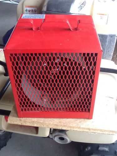 Dayton 3VU34 Electric Heater