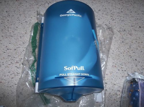 New Georgia Pacific Sofpull Paper Towel Dispenser SPLASH BLUE 53009