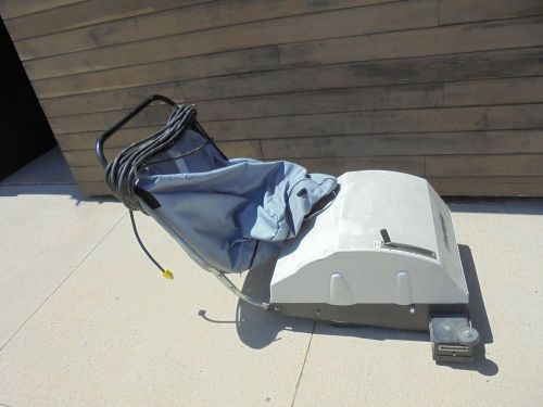 commercial vacuum cleaner minuteman model MC827969 local pick up