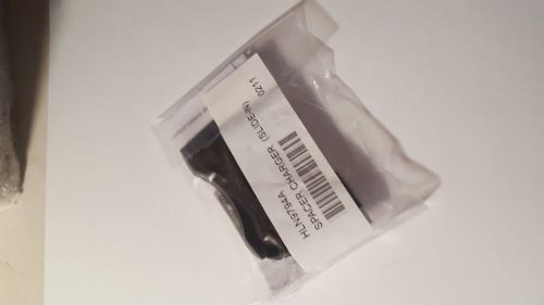 MOTOROLA OEM CHARGER SPACER INSERT (SLIDE IN) HLN9794A