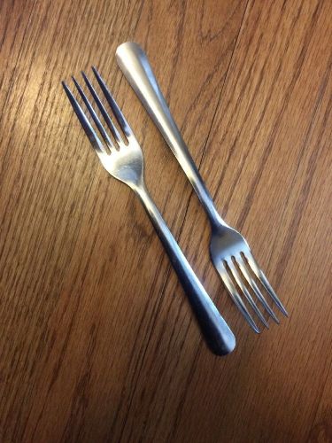 CREST MFG Glossy Stainless Plain Round Tip 2 DINNER FORKS 7&#034;