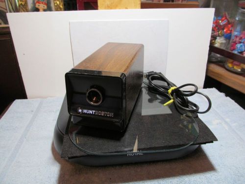 Preowned working Hunt Boston Model 17 electric desktop pencil sharpener.