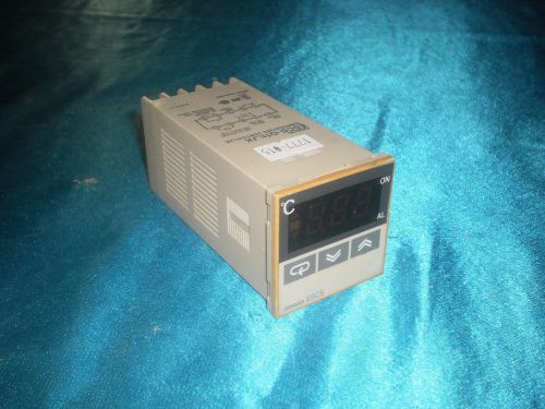 Omron E5CS-Q1KJX E5CSQ1KJX Temperature Controller