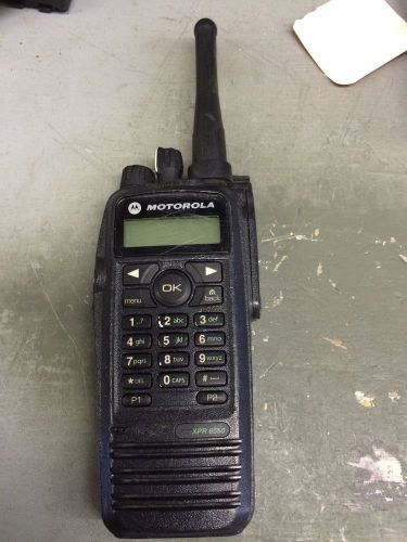 motorola xpr 6550 uhf 403-470Mhz