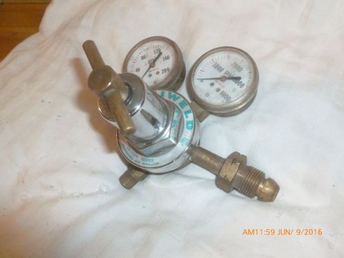 UNIWELD COMPRESSED GAS REGULATOR (OXYGEN SERIES)