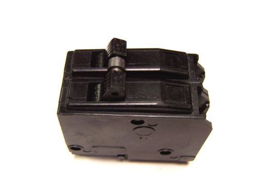 SQUARE 2 POLE 30 AMP BREAKER (OLDER BLK FACE) NI TYPE (HOOK) .. QO230 .. L-81B