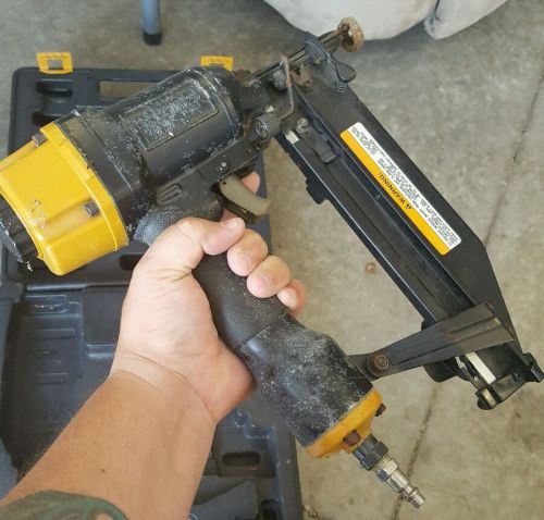 BOSTITCH FINISH NAILER 16g SB-1664FN 1&#034;-2 1/2&#034;