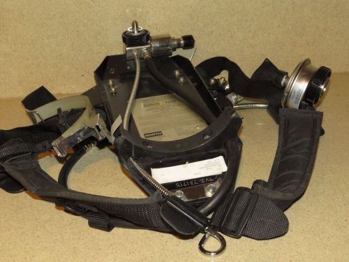 NORTH SAFETY EQUIP MODEL 816 BACKPLATE, HARNESS, REDUCER, GAUGE AND ALARM - (E)
