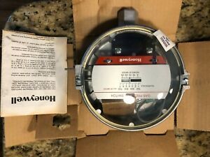 Honeywell Gas/Air Pressure Switch C437D-1005