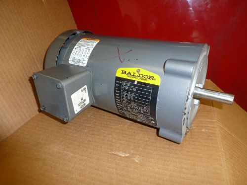 Baldor Electric Motor VM3555 2 HP 3 PH 3450 RPM 56C Frame Face mount round body