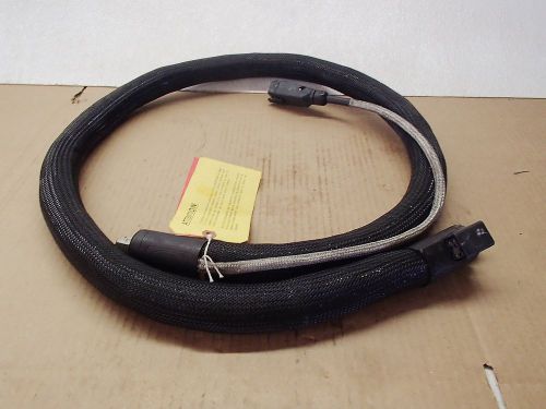 NORDSON 6 FT HOT MELT ADHESIVE HOSE (USED)