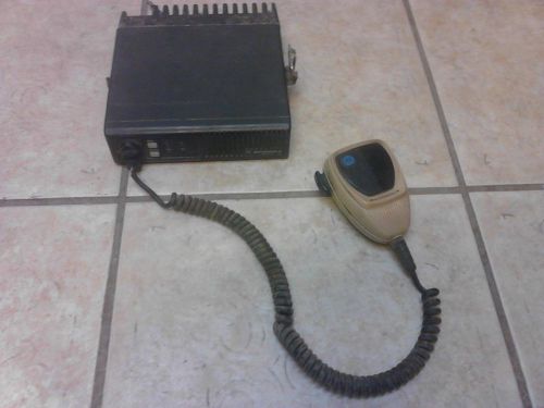 MOTOROLA MAX TRAC 100    POLICE FIRE SECURITY EMS  SSP