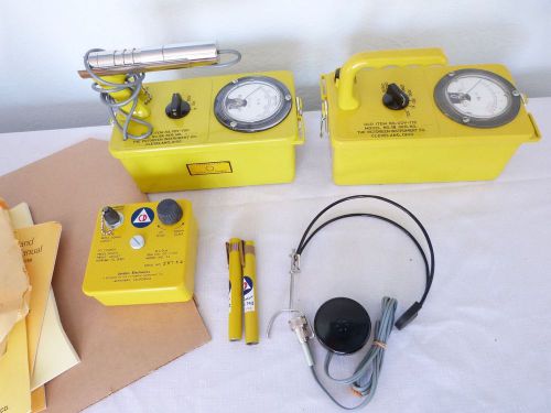 Civil Defense v-777-1 Geiger counter radiation detector complete Victoreen