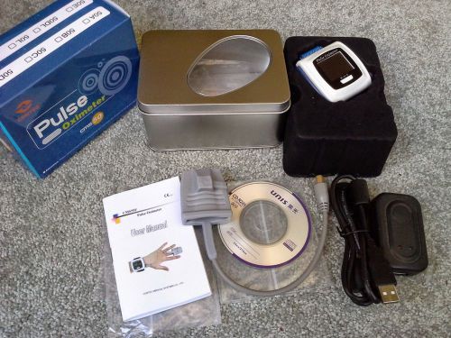 Wrist Pulse Oximeter oxymeter Oximetry Spo2 +PC SW