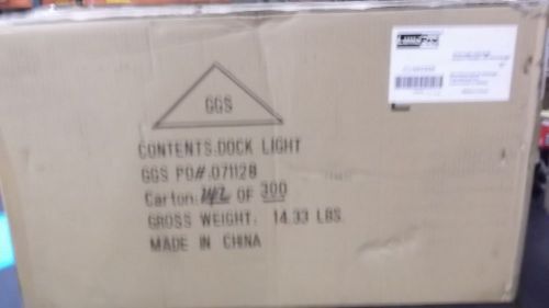 LUMAPRO DOCK LIGHT,500 WATT,QUARTZ HALOGEN,40&#034; ARM LENGTH,5AY53A,LOT OF 2,NEW