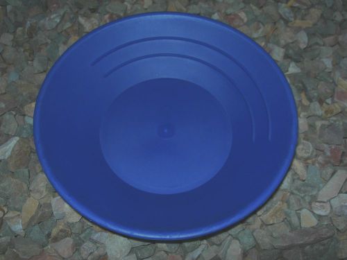 Gold Pan Panning 10&#034; High Impact Plastic BLUE Prospecting Mining Sluice NUGGETS