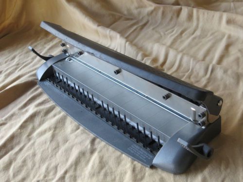 GBC CombBind C50 SeriesHeavy Duty Spiral Binder Hole Punch