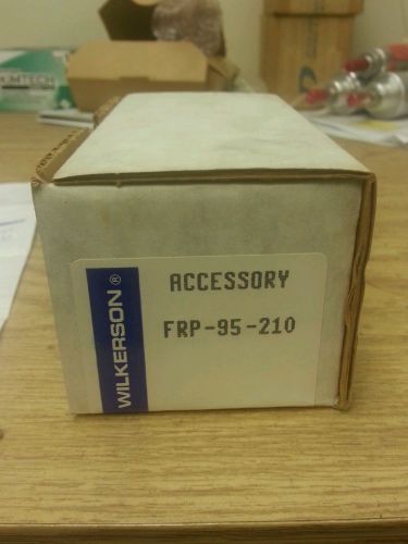 New Wilkerson Filter Element FRP-95-210 FRP95210