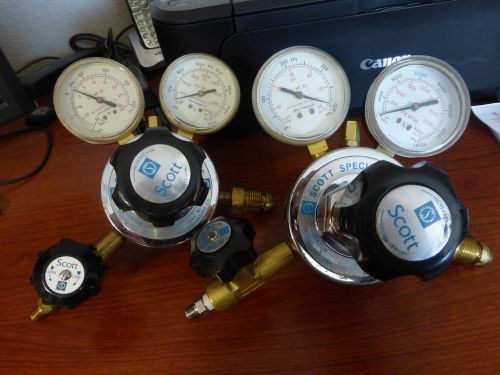 2 GAS REGULATORS Gauges: Scott Specialty Gasses, Model 18 &amp; 18A FREE SHIPPING!