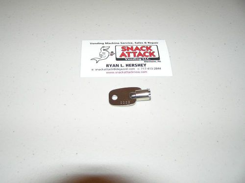 *vendstar 3000 back door tubular key #2222 (oem) new - free 2-5 day ship! for sale