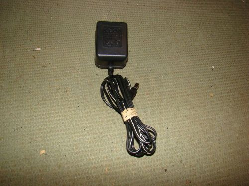 REPLACEMENT MKA-35090200 AC ADAPTOR 9V