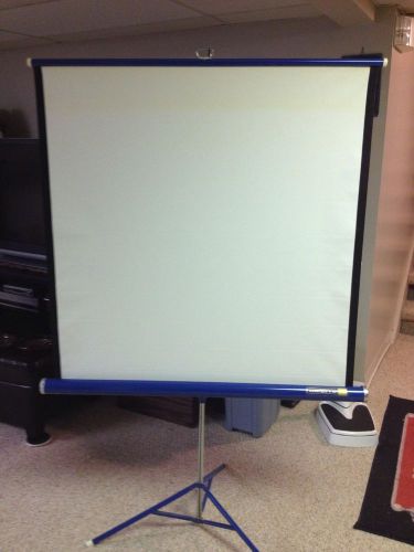 DA---LITE  FLYER  38 X 38  inch  PROJECTOR  SCREEN With Tripod.