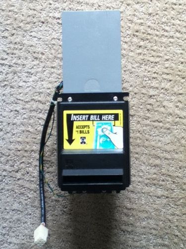 Mars MEI Flashport Series 2000 Validator/Acceptor model AE 2451 U3