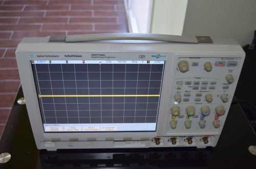 AGILENT DSO7104A DIGITAL STORAGE OSCILLOSCOPE 1 GHZ 4 CHANNELS