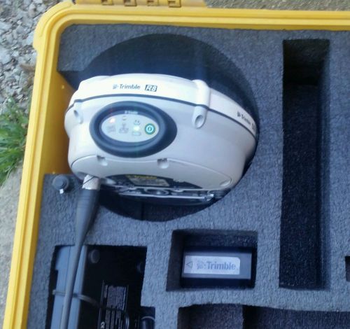 TRIMBLE R8 MODEL 3 450-470MHz SET GLONASS BASE ANDROID ROVER