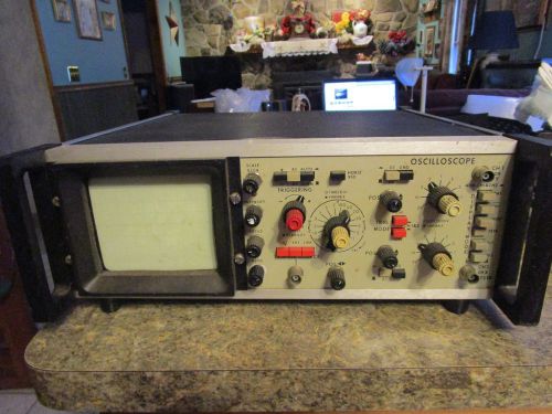 Vintage 1976 Symetrics Ind. Oscilloscope Model 6B28  For Parts  - LUD