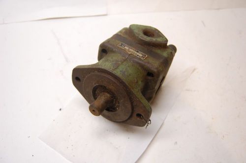 Vickers hydraulic motor, n-111, v-210-5-10-10 for sale