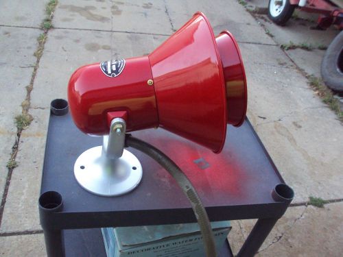 REFINISHED EDWARDS WALL MOUNT SIGNALING FIRE ALARM SIREN MODEL 315