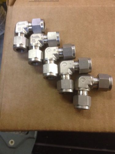 5 New Swagelok 316 SS 3/8&#034; x 3/8&#034;  Tube Elbow 5pc Lot NEW