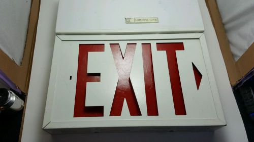 VINTAGE EXIT SIGN ELECTRIC W/BATTERY BACKUP