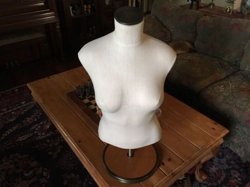 VINTAGE LADIES TORSO DISPLAY MANNEQUIN FORM - ADJUSTABLE HEIGHT