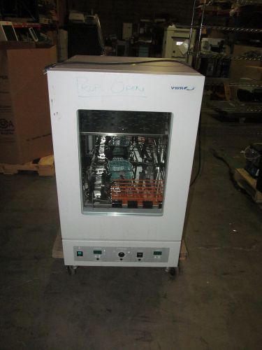 VWR Sheldon Model 1575 Shaking Incubator - 14873