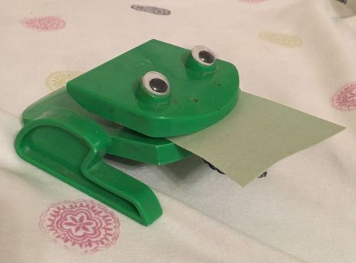 Vintage Frog Memo Holder - Retro Desk Accessory - Green Plastic Cute